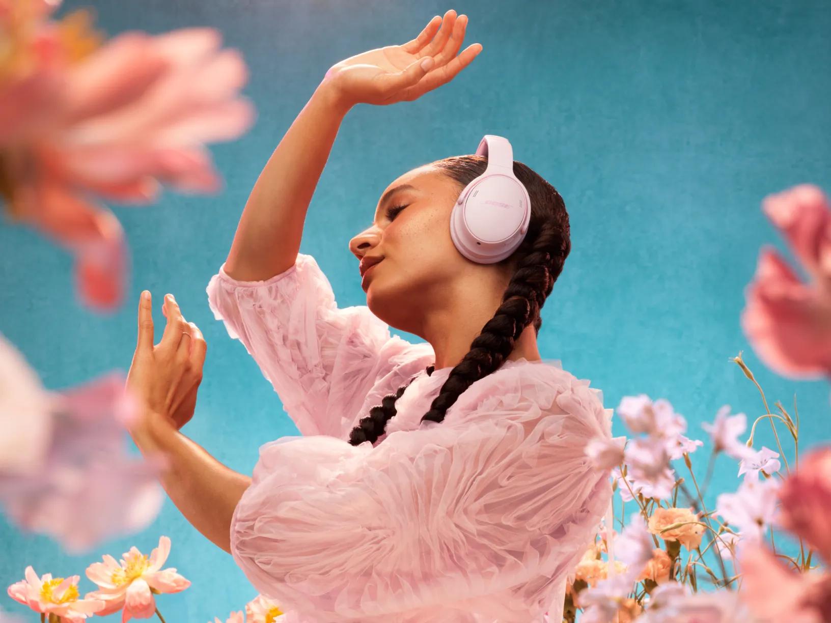 Bose QuietComfort Headphones - Image 3